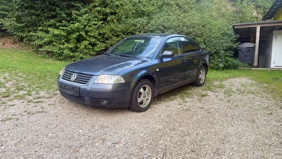 Volkswagen Passat 2003 photo 3