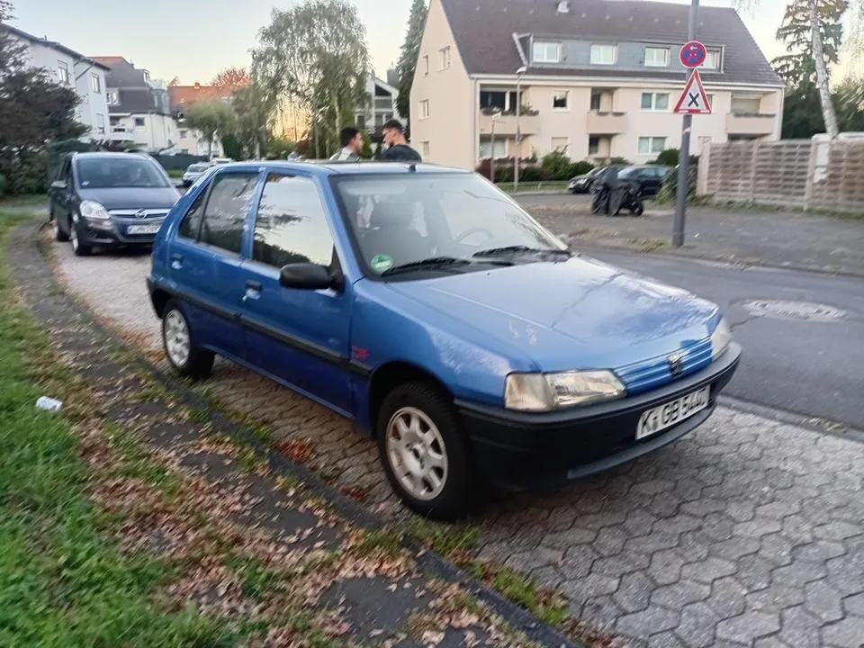Peugeot 106