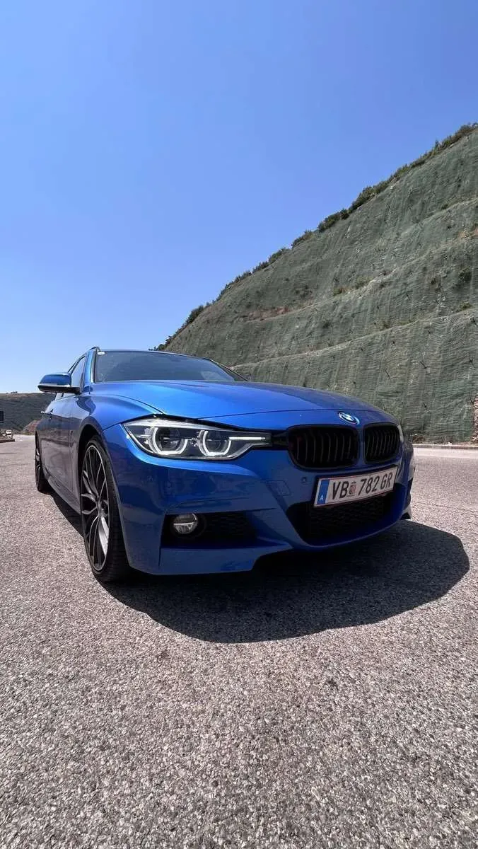 BMW 3 Series 2018 photo 2