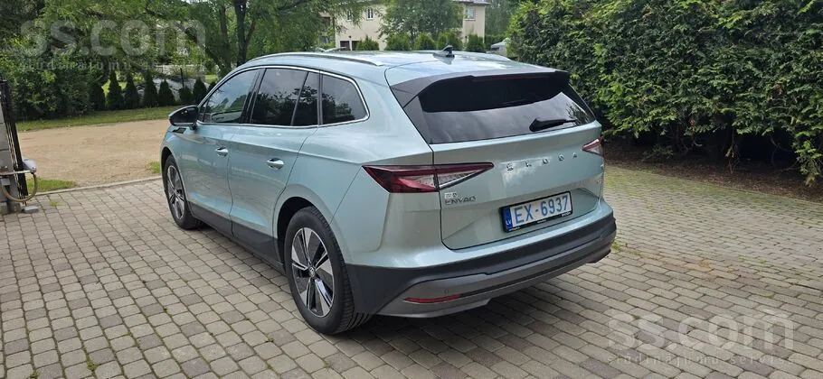 Skoda Enyaq 2023 photo 3