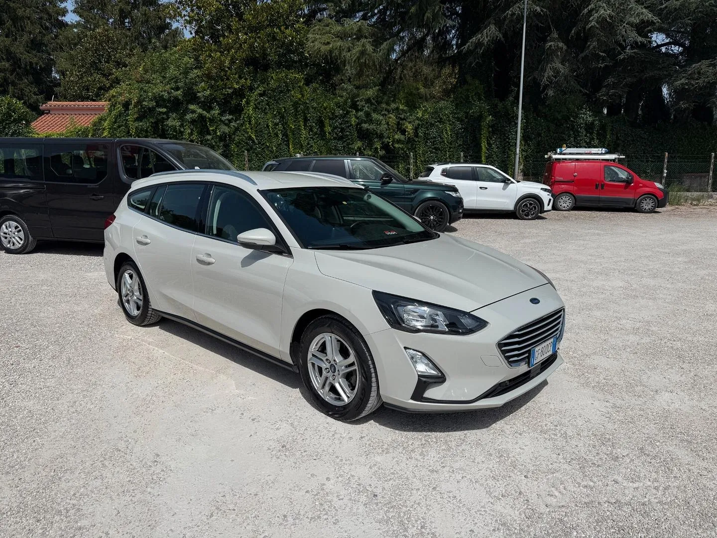 Ford Focus 2021 photo 2