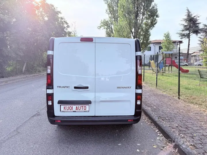 Renault Trafic 2021 photo 5