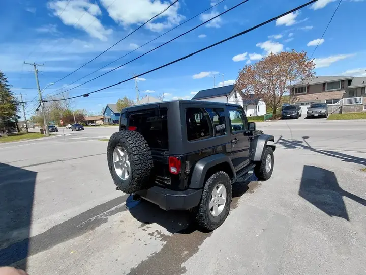Jeep Wrangler 2015 photo 4