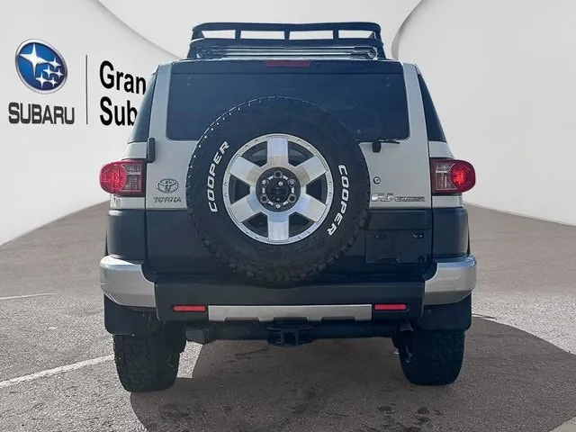 Toyota Fj Cruiser 2010 photo 4
