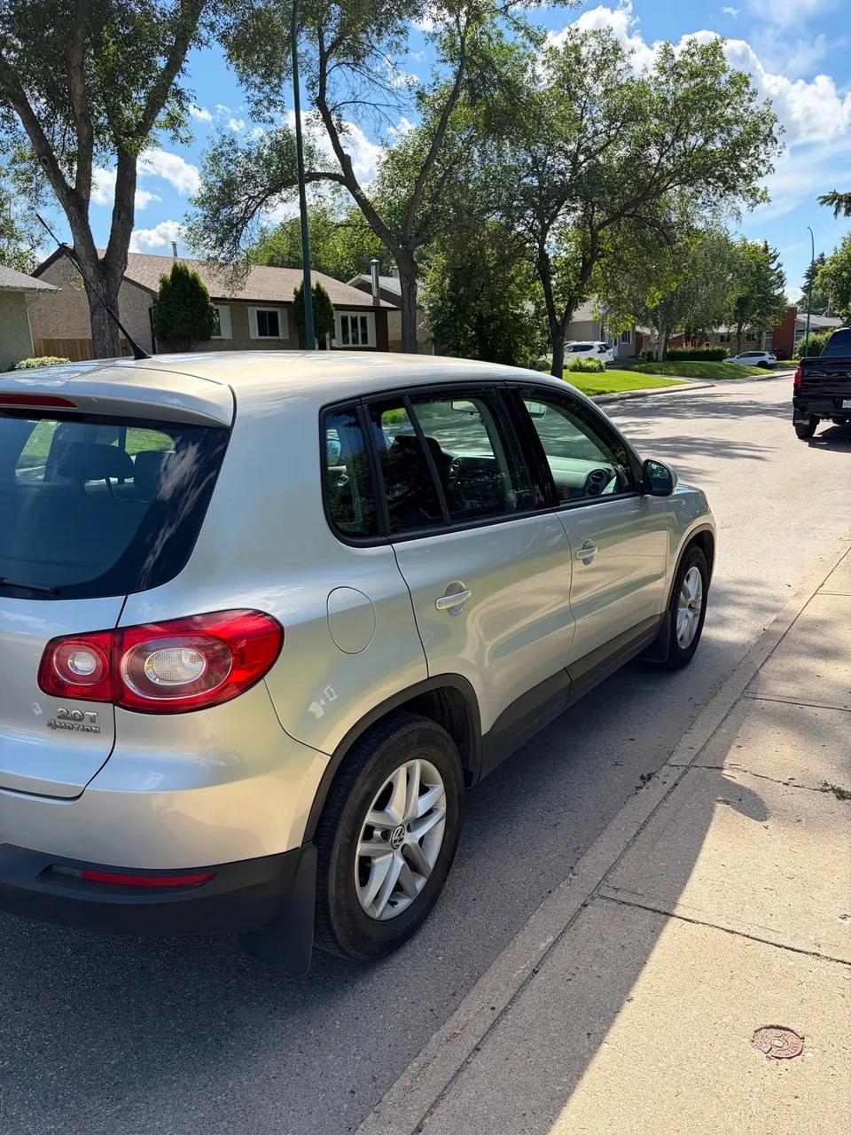 Volkswagen Tiguan 2011 photo 3