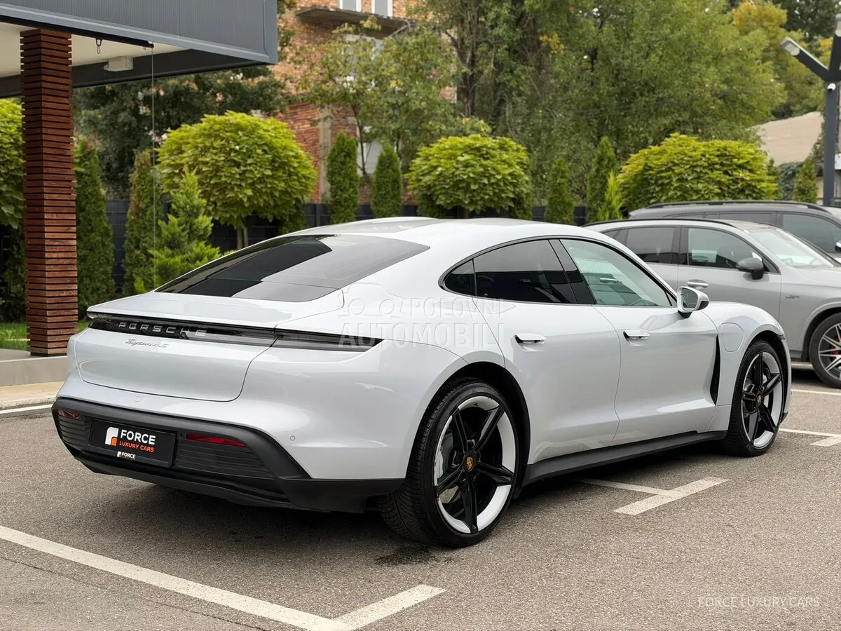 Porsche Taycan 2021 photo 5