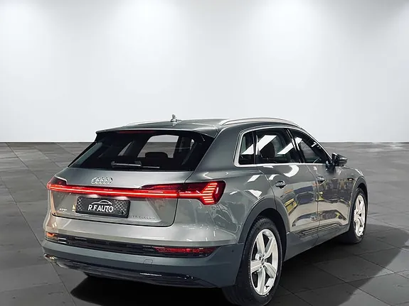 Audi E-Tron 2020 photo 5