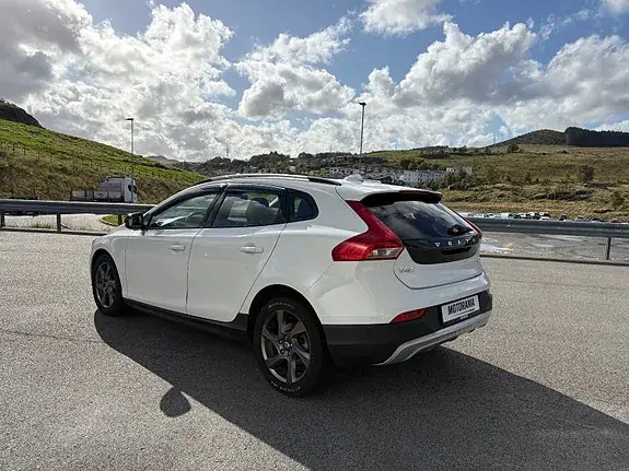 Volvo V40 Cross Country 2016 photo 5
