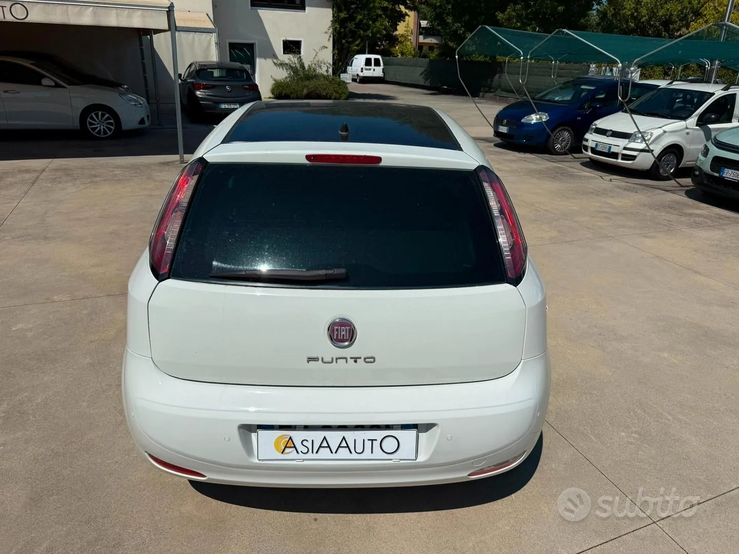 Fiat Punto 2014 photo 2