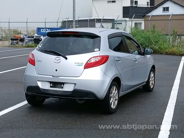 Mazda Demi 2012 photo 4