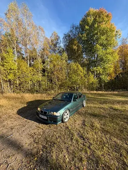 BMW 320I 1998 photo 3