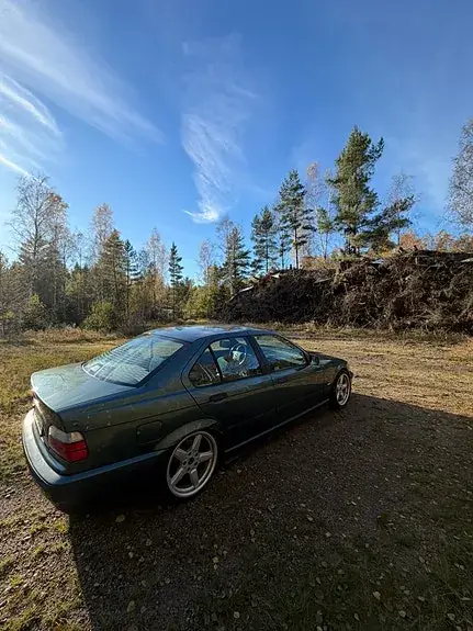 BMW 320I 1998 photo 4