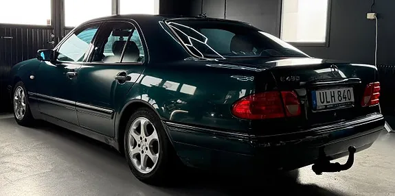 Mercedes-Benz E-Class 1998 photo 3