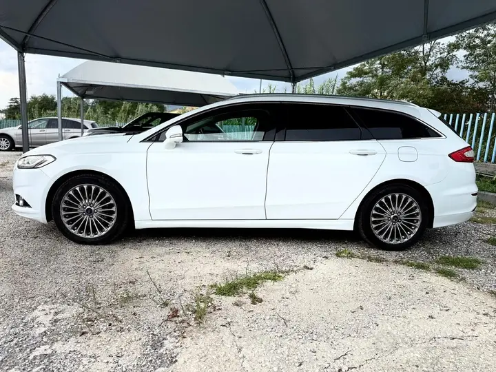 Ford Mondeo 2015 photo 5