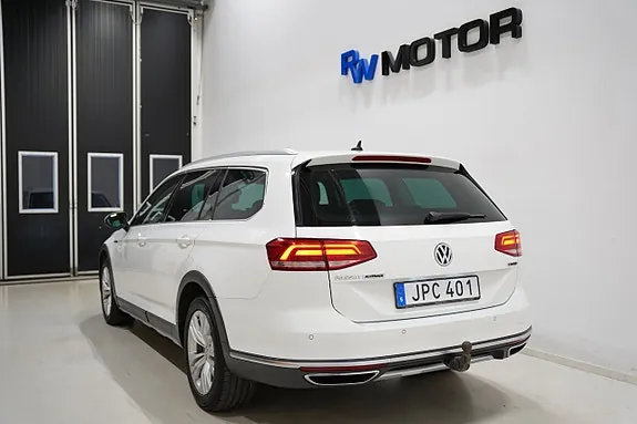 Volkswagen Passat Alltrack 2018 photo 5