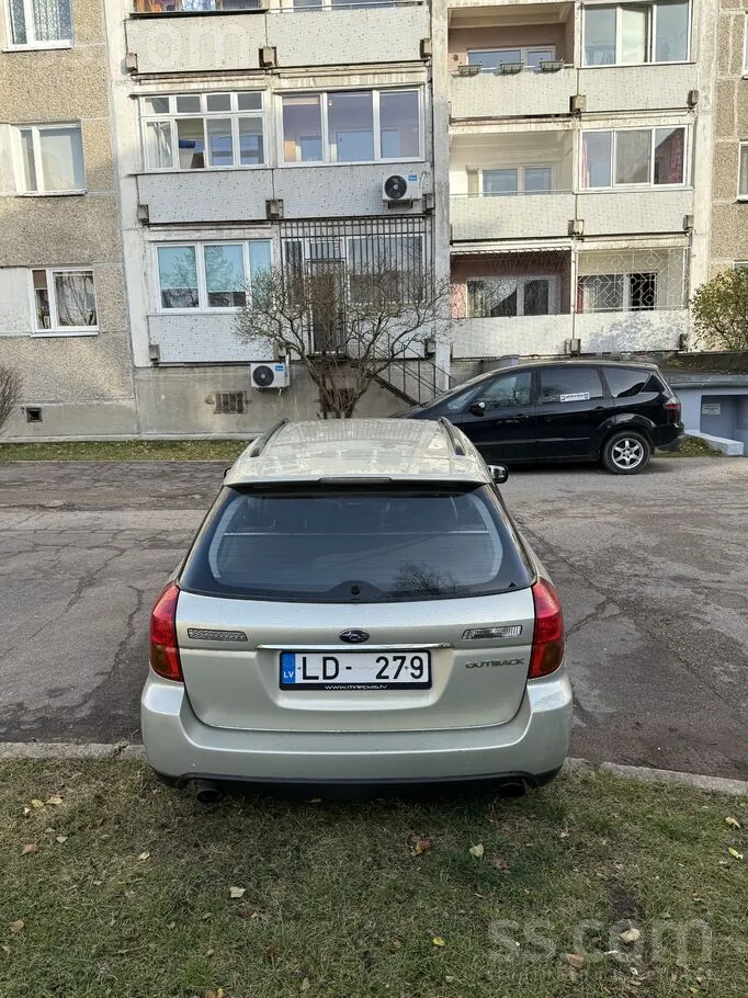 Subaru Legacy 2006 photo 4
