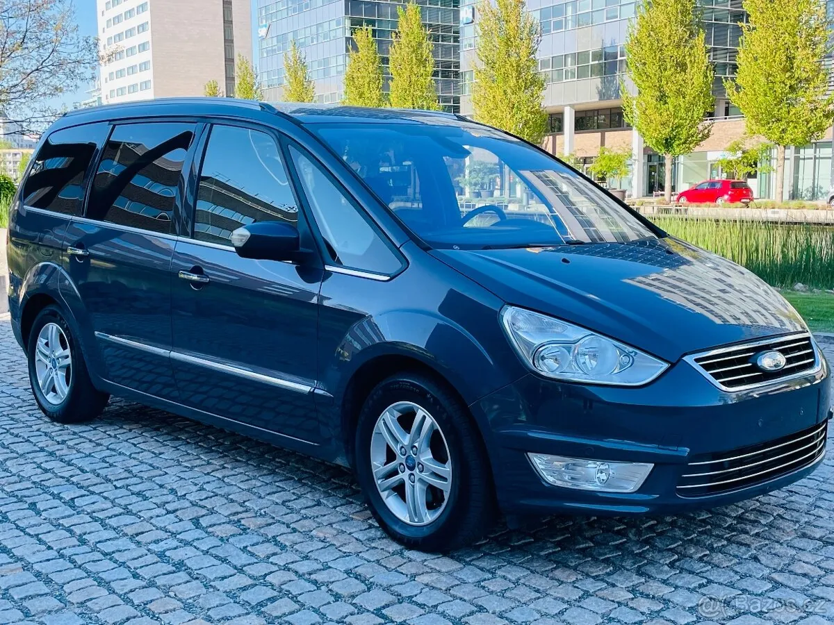 Ford Galaxy 2011 photo 4