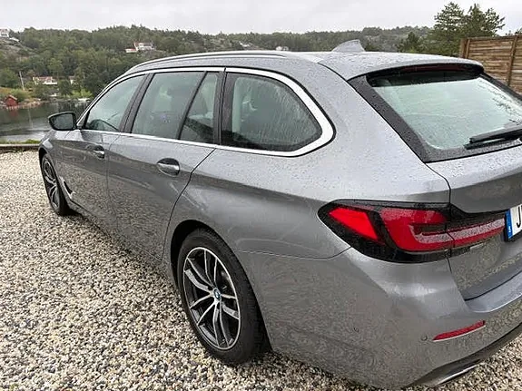BMW 530E 2023 photo 5