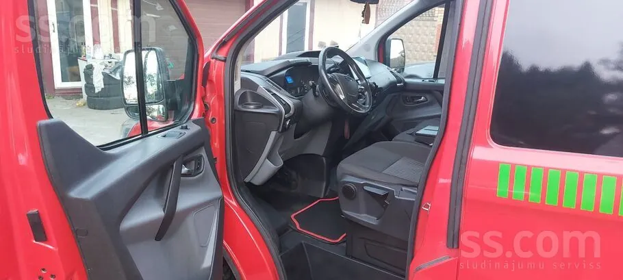 Ford Transit Custom 2015 photo 2