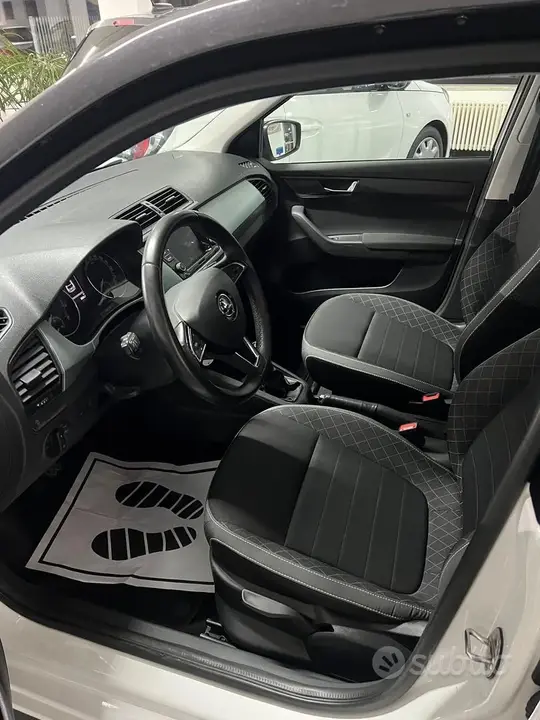 Skoda Fabia 2019 photo 4