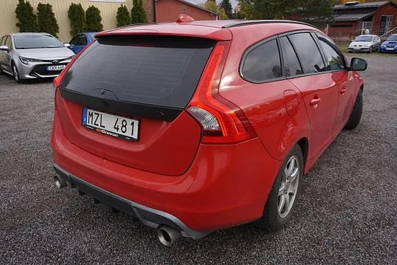 Volvo V60 2013 photo 3