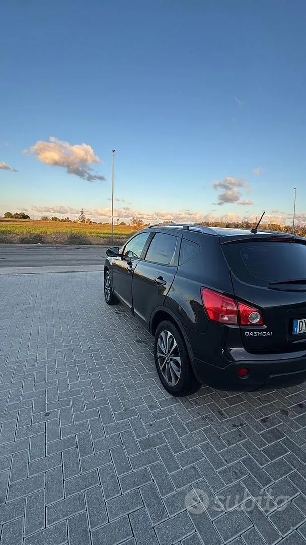 Nissan Qashqai 2009 photo 3