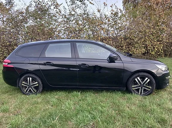 Peugeot 308 Sw 2015 photo 2