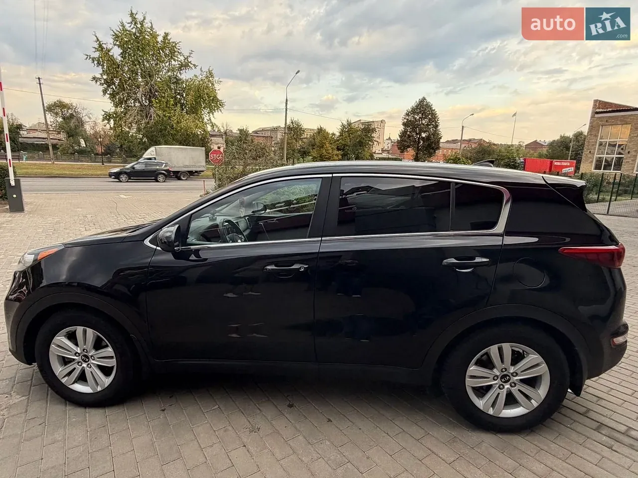 Kia Sportage 2016 photo 2