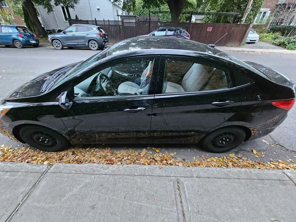 Hyundai Accent 2015 photo 2