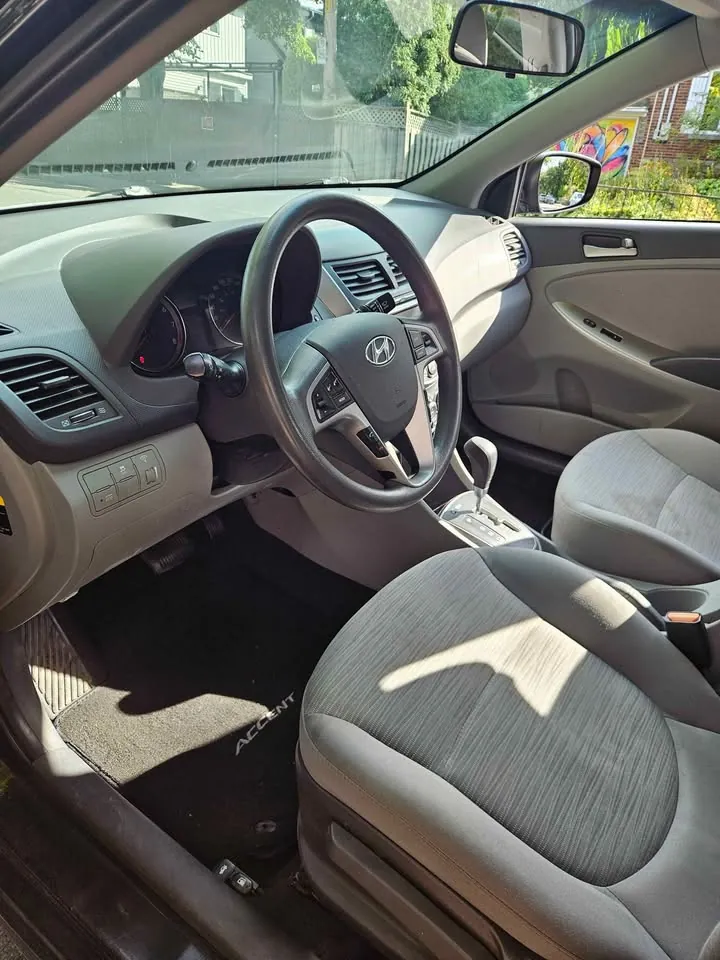 Hyundai Accent 2015 photo 4