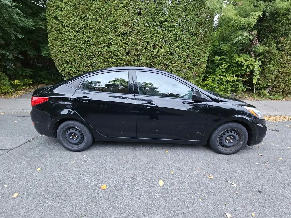Hyundai Accent 2015 photo 3