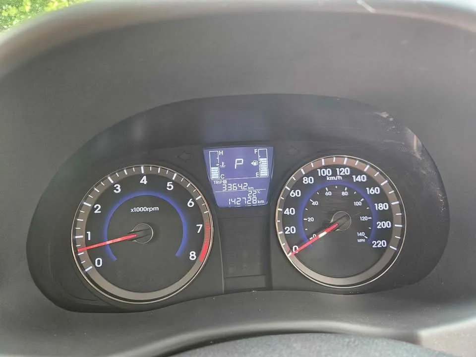 Hyundai Accent 2015 photo 5