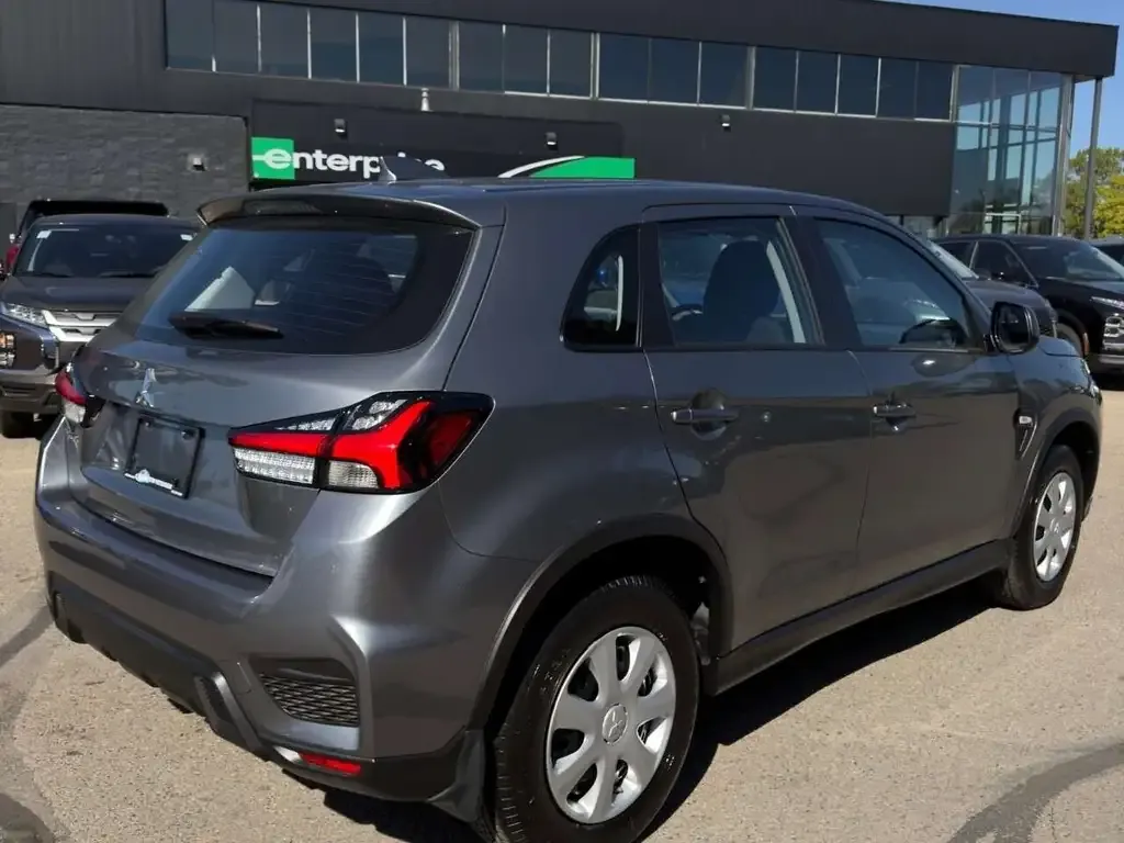 Mitsubishi Rvr 2027 photo 5