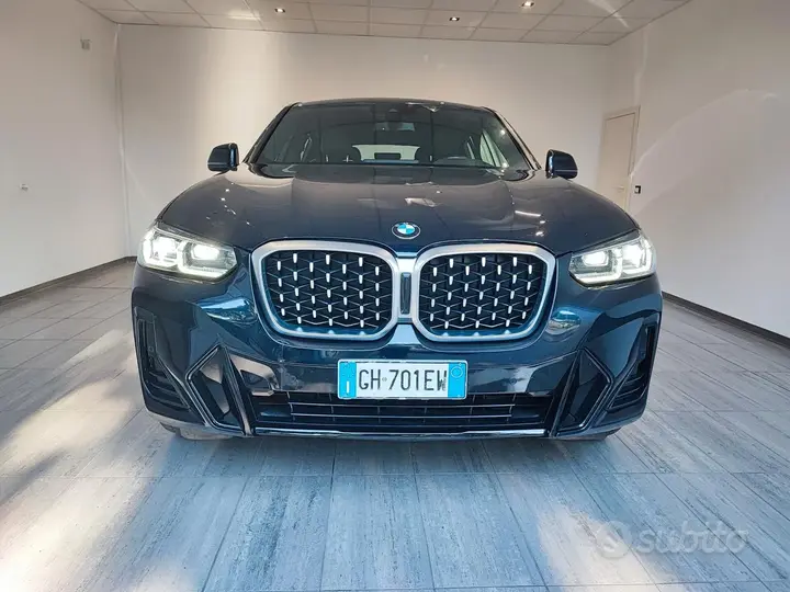 BMW X4 2022 photo 2