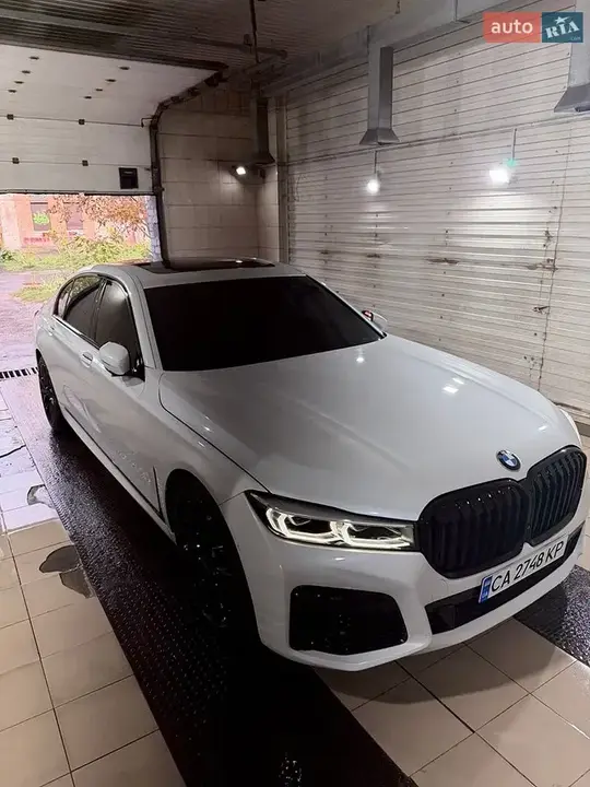 BMW 7 Series 2022 photo 5