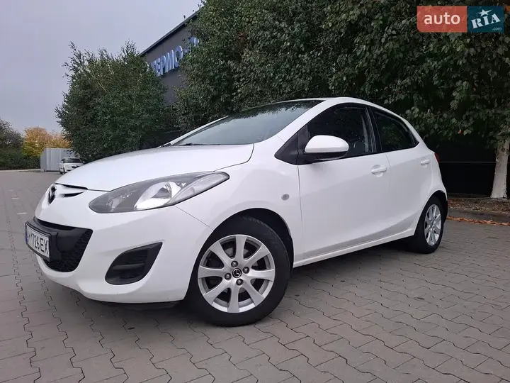 Mazda 2