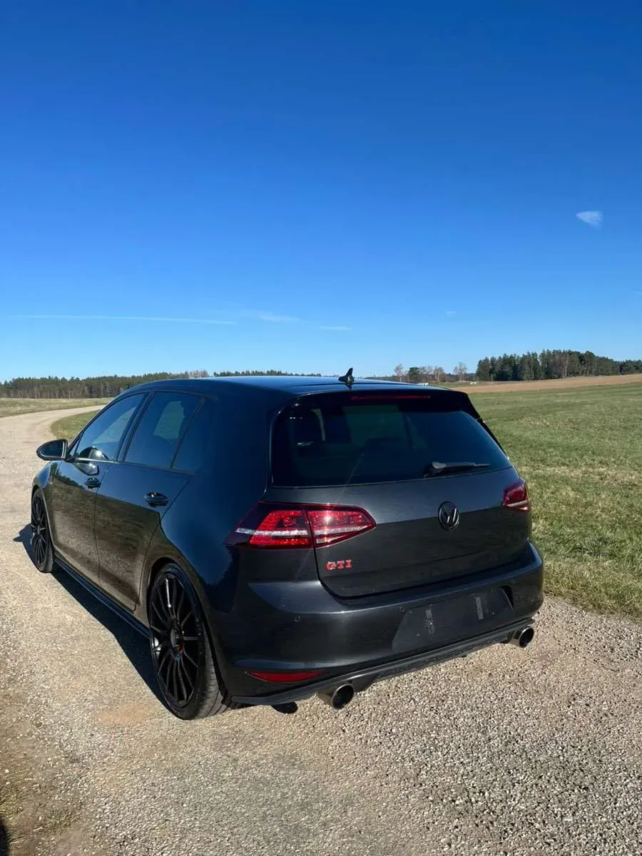 Volkswagen Golf 2014 photo 3