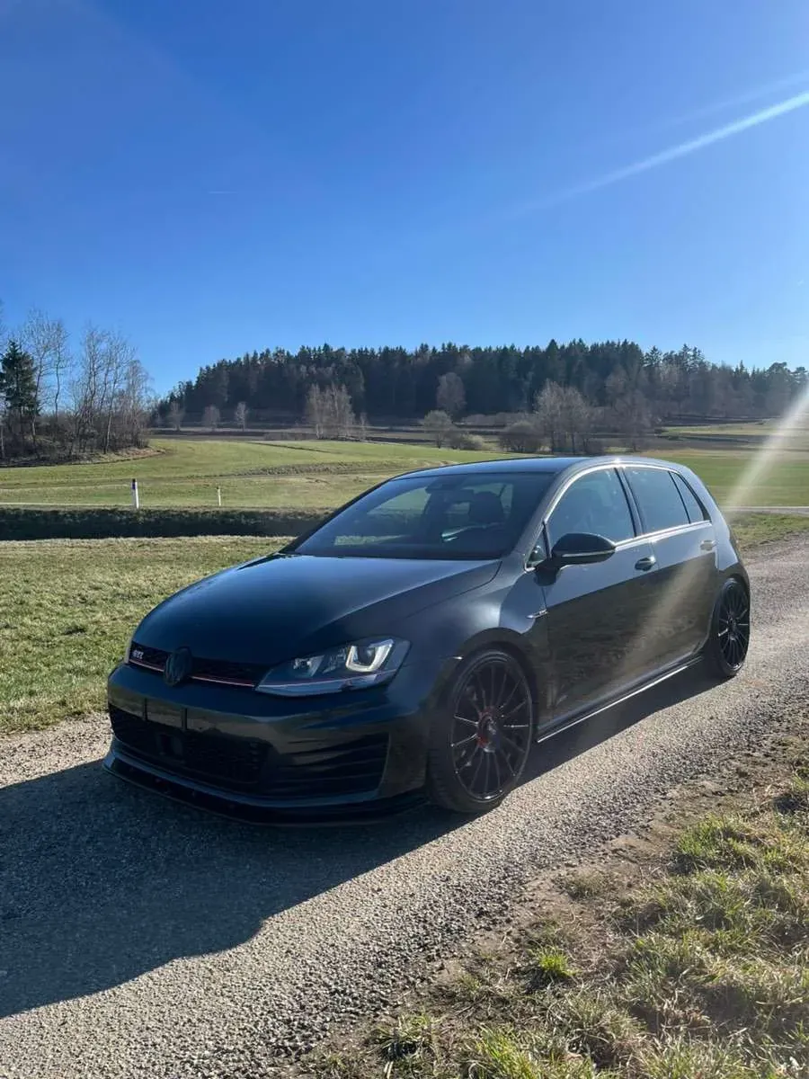 Volkswagen Golf 2014 photo 2