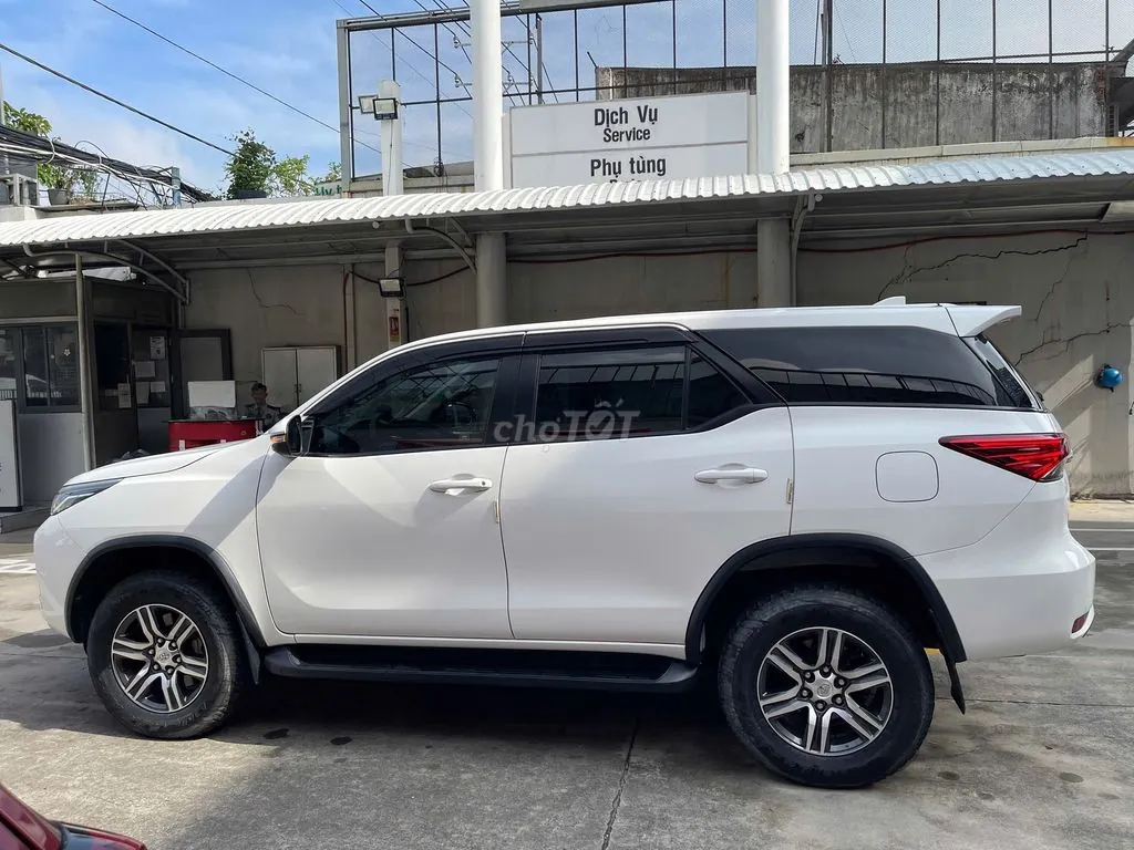 Toyota Fortuner 2022 photo 4