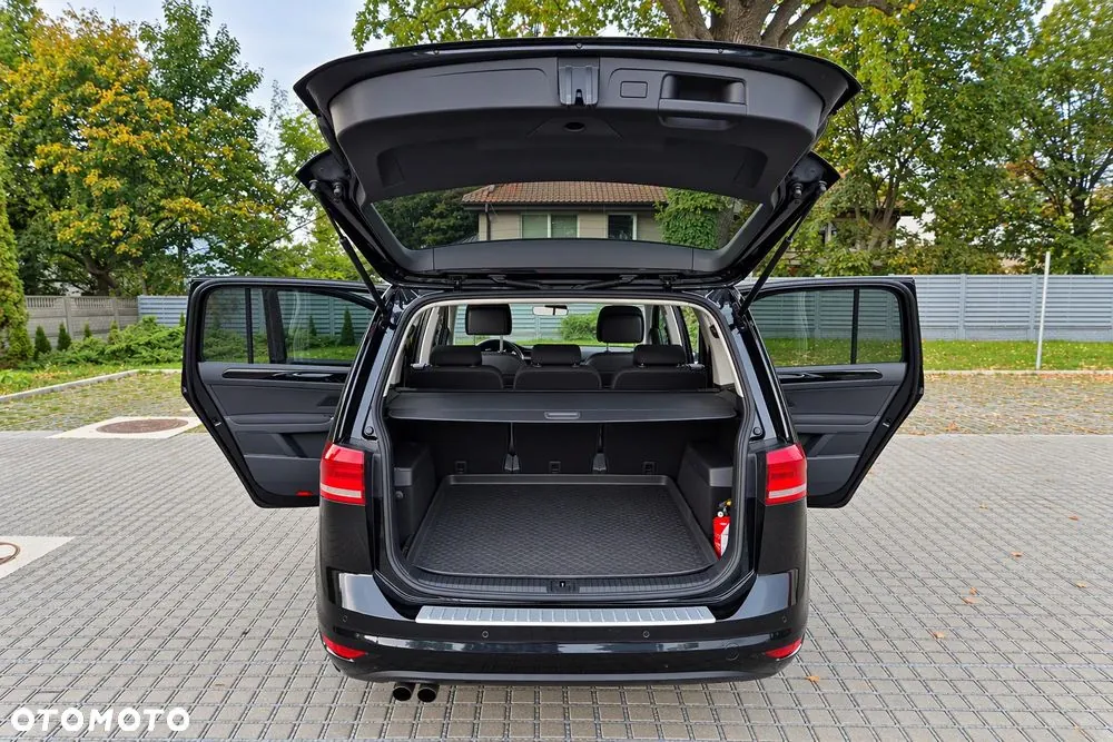 Volkswagen Touran 2016 photo 5