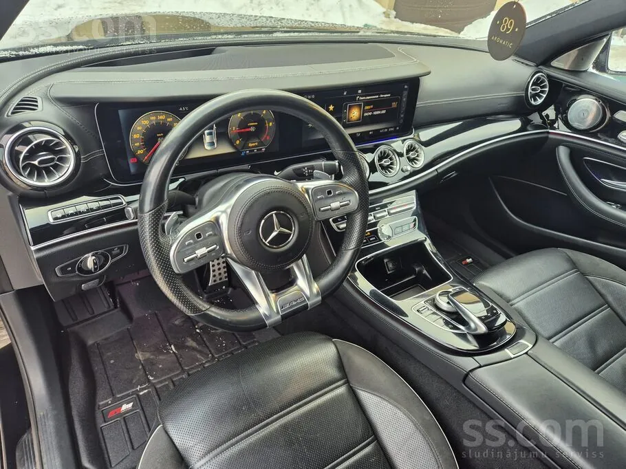 Mercedes-Benz E350