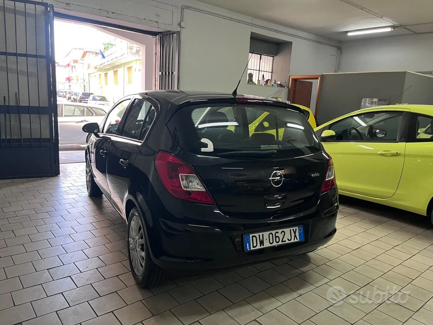 Opel Corsa 2009 photo 3