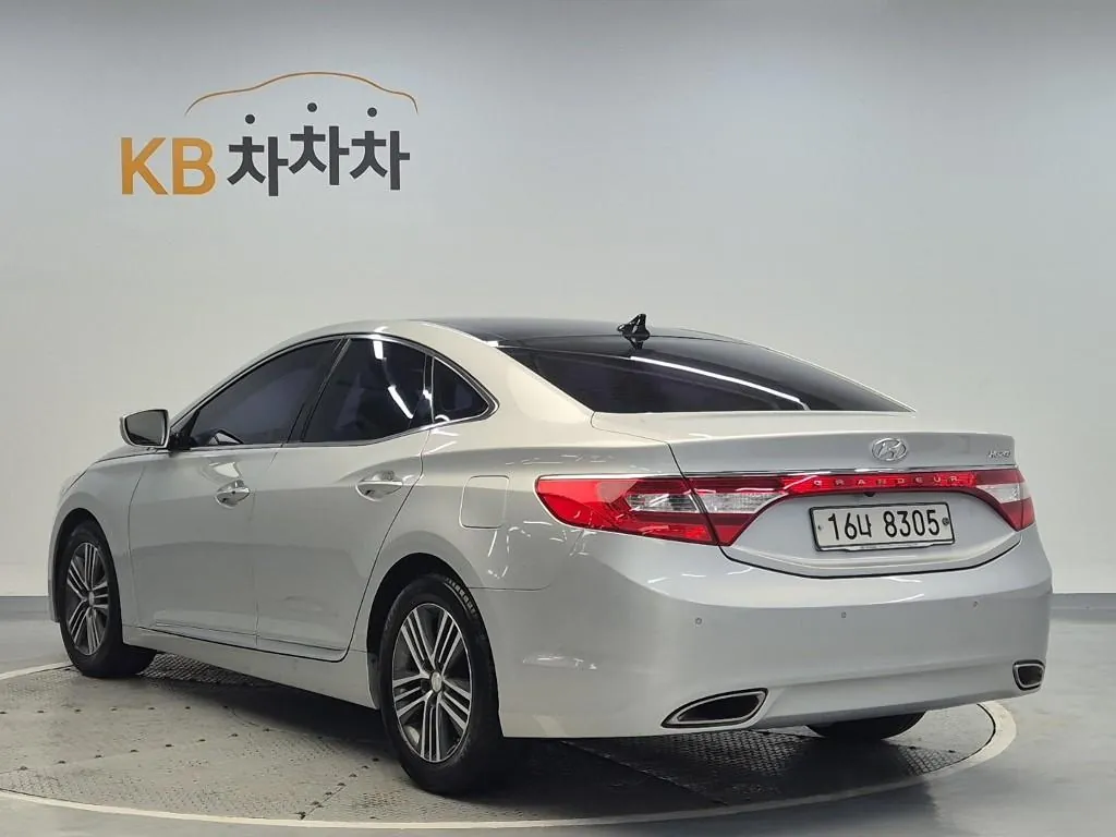 Hyundai Grandeur 2014 photo 2