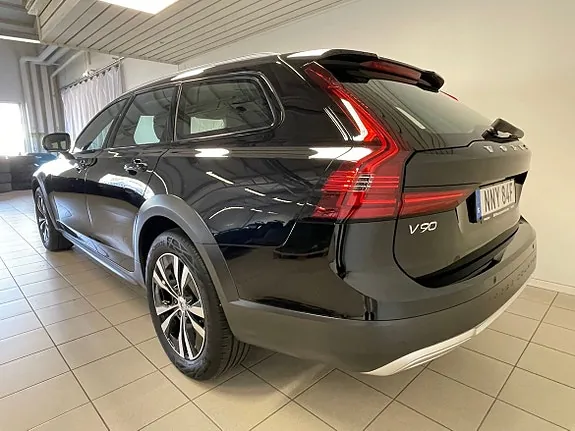 Volvo V90 Cross Country 2022 photo 3