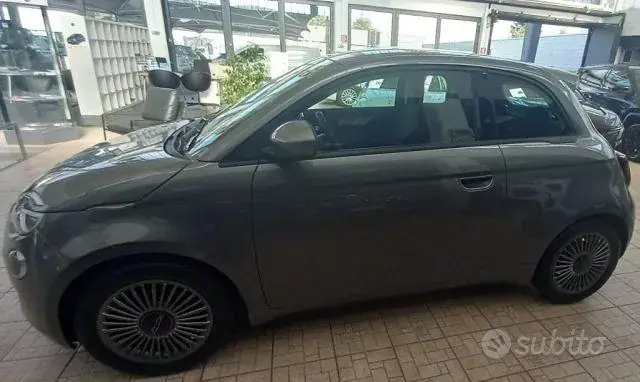 Fiat 500E 2022 photo 2