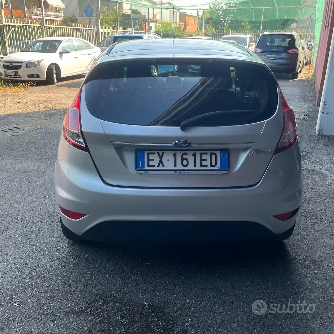 Ford Fiesta 2014 photo 5