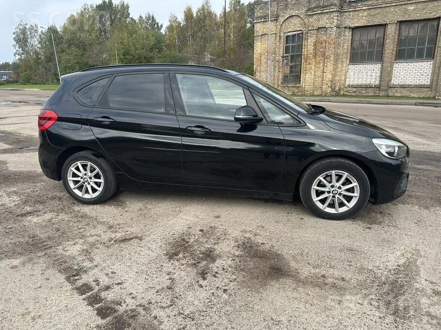 BMW Active Tourer 2016 photo 2