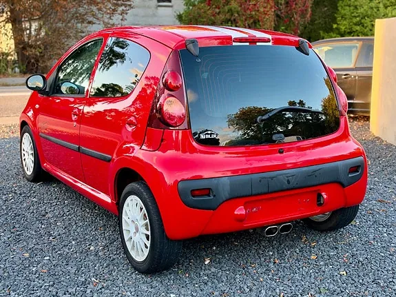 Peugeot 107 2009 photo 5