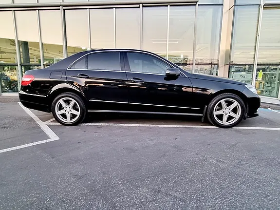 Mercedes-Benz E-Class 2010 photo 5