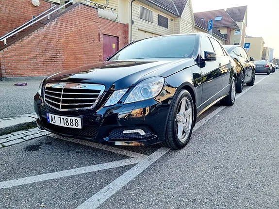 Mercedes-Benz E-Class 2010 photo 4